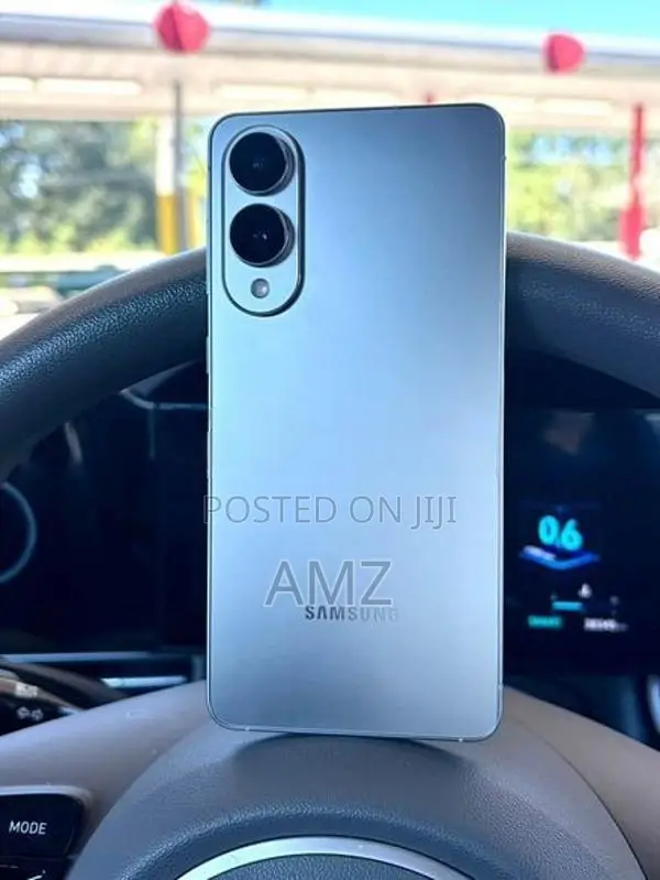 Samsung Galaxy S25 Edge 5G (Used)
