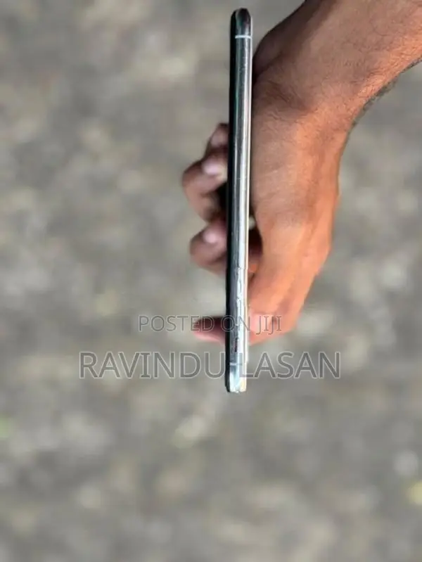 Apple iPhone XS Max (Used)