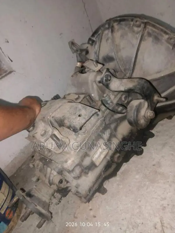 Isuzu4HF1GearBox for Lorry