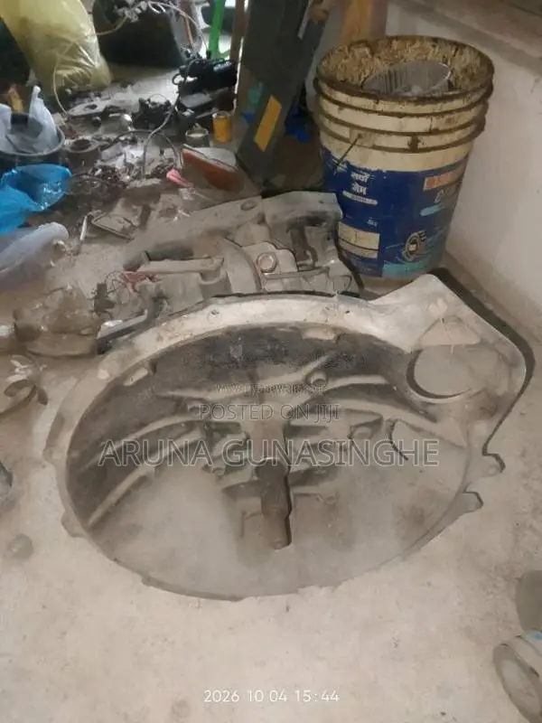 Isuzu4HF1GearBox for Lorry