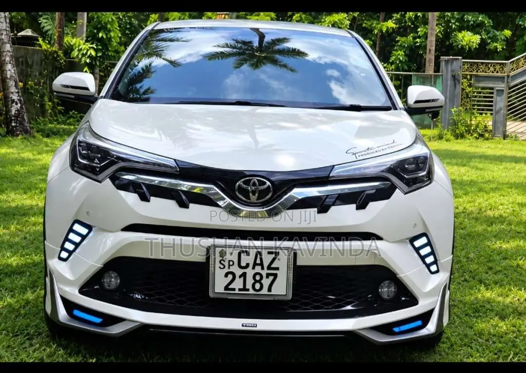Toyota Chr 2018 SUV (Used)