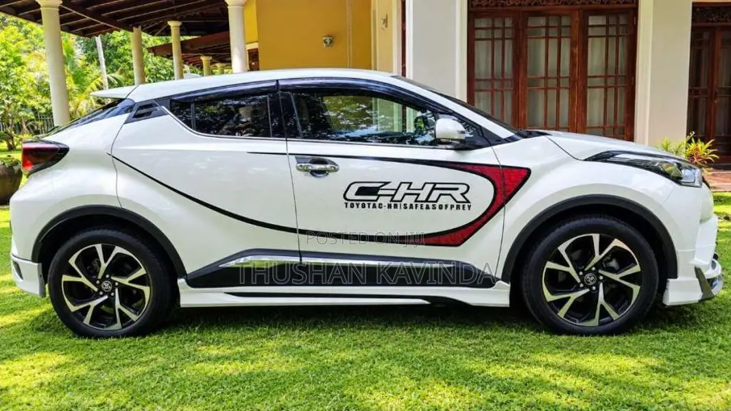 Toyota Chr 2018 SUV (Used)