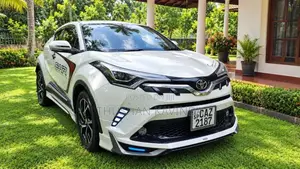 Toyota Chr 2018 SUV (Used)