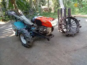 Kubota RT 140 Peragan 2015 Tractor (Used)