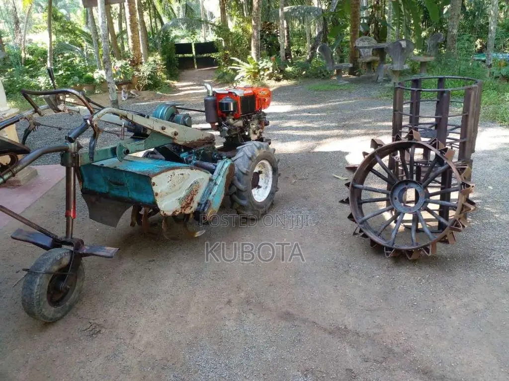 Kubota RT 140 Peragan 2015 Tractor (Used)