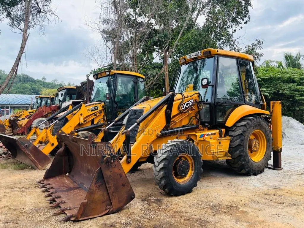 JCB 3cx 2000 Heavy-Duty (Used)