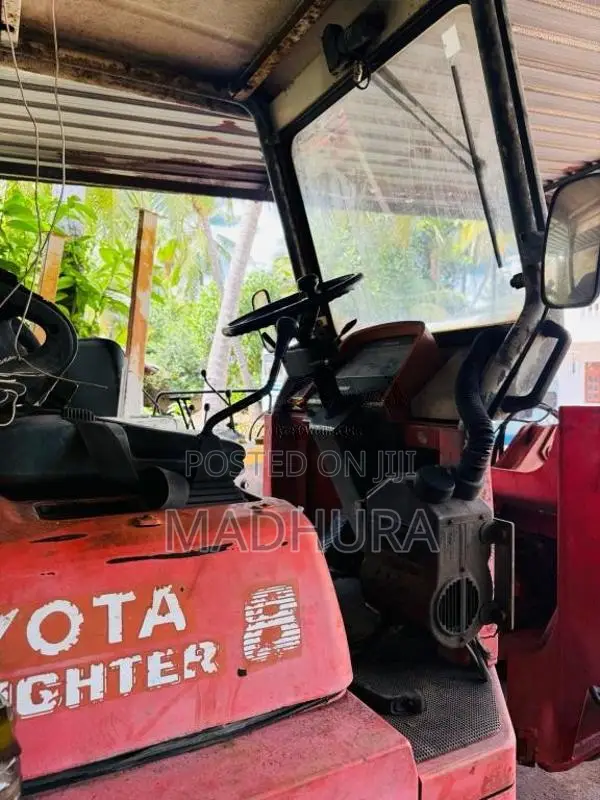 Toyota Loader 2020 Heavy-Duty (Used)