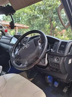 Toyota KDH 201 Super GL Dark Prime 2015 Van (Used)