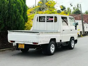 Toyota CrewCab 2001 Crew Cab (Used)