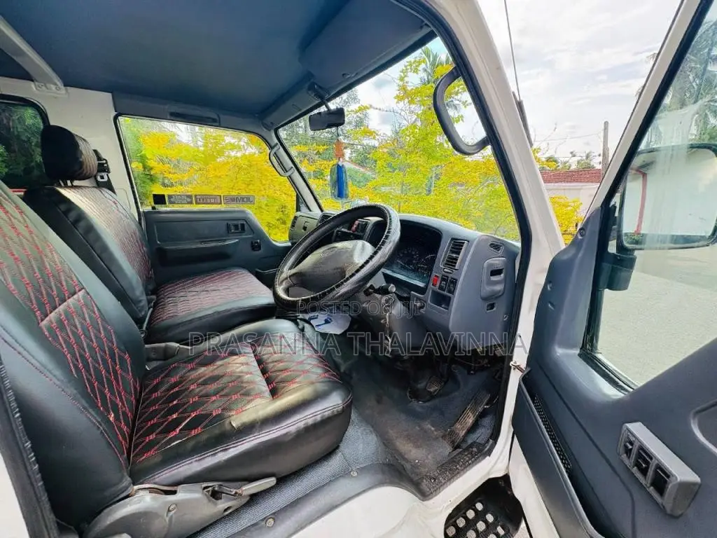 Toyota CrewCab 2001 Crew Cab (Used)