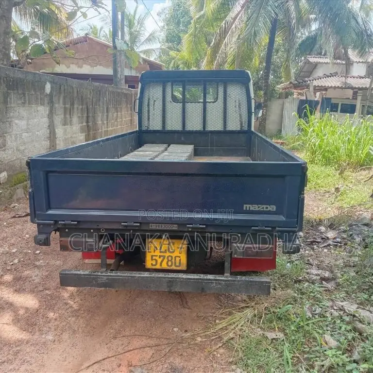 Mazda Titan 2003 Lorry (Used)