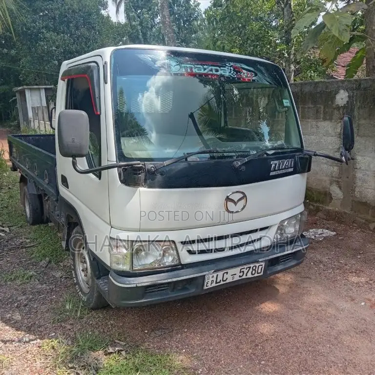 Mazda Titan 2003 Lorry (Used)