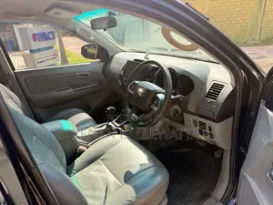 Toyota Hilux GR Sport 2007 Pickup (Used)
