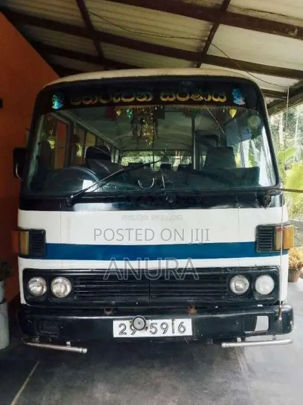 Mitsubishi Rosa 1981 Bus (Used)