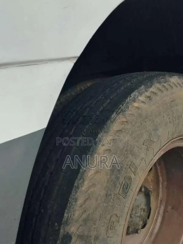 Mitsubishi Rosa 1981 Bus (Used)
