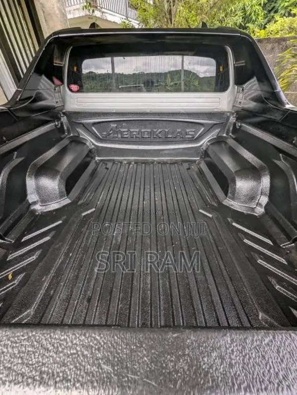 Toyota Hilux 2011 Pickup (Used)