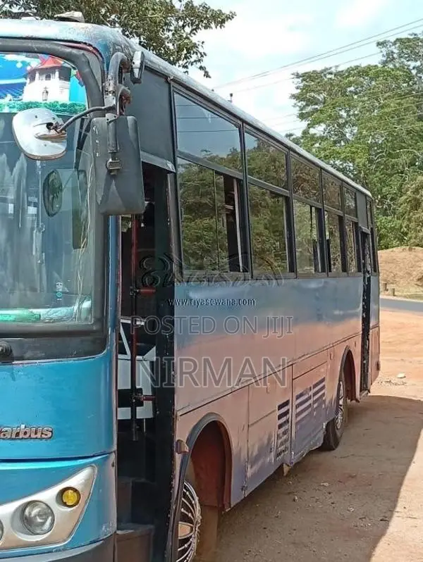 Tata Starbus 2010 Bus (Used)