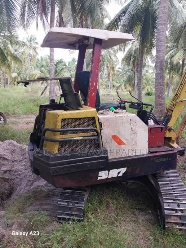 Yanmar YB271U 2008 Heavy-Duty (Used)