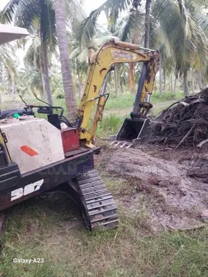 Yanmar YB271U 2008 Heavy-Duty (Used)