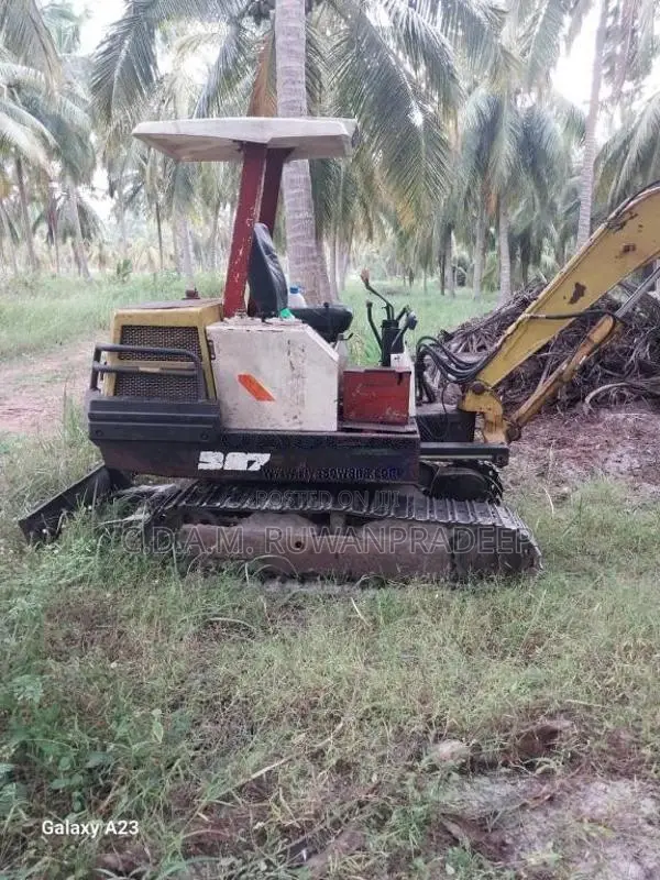 Yanmar YB271U 2008 Heavy-Duty (Used)