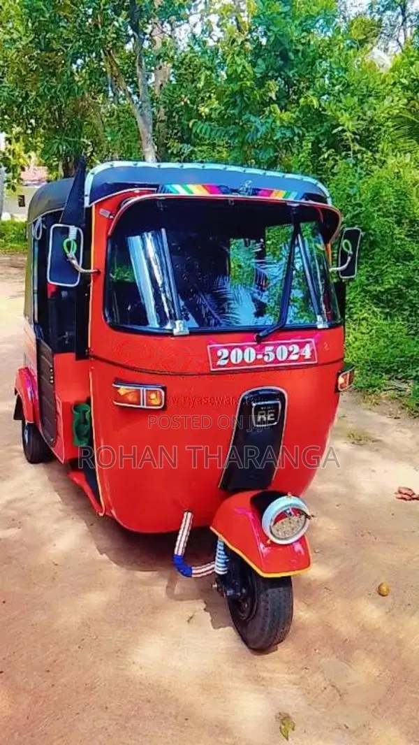 Bajaj RE 2 Stroke 1998 Three Wheel (Used)