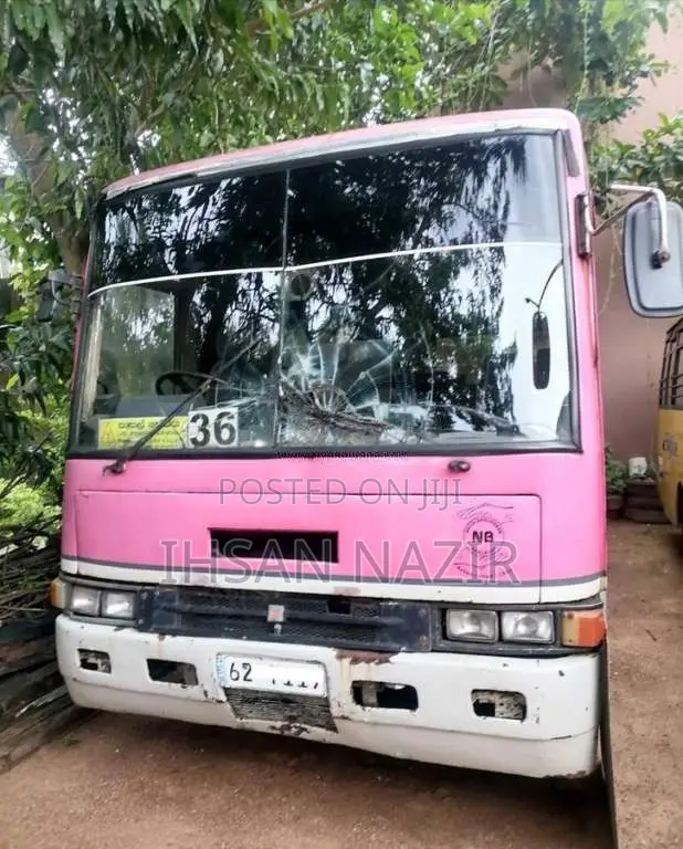 Isuzu Journey 1988 Bus (Used)