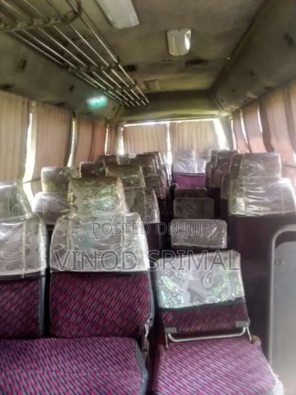 Mitsubishi Baby Rosa 1990 Bus (Used)