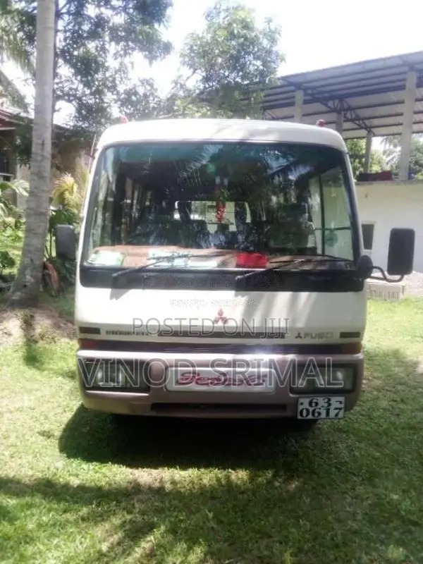 Mitsubishi Baby Rosa 1990 Bus (Used)