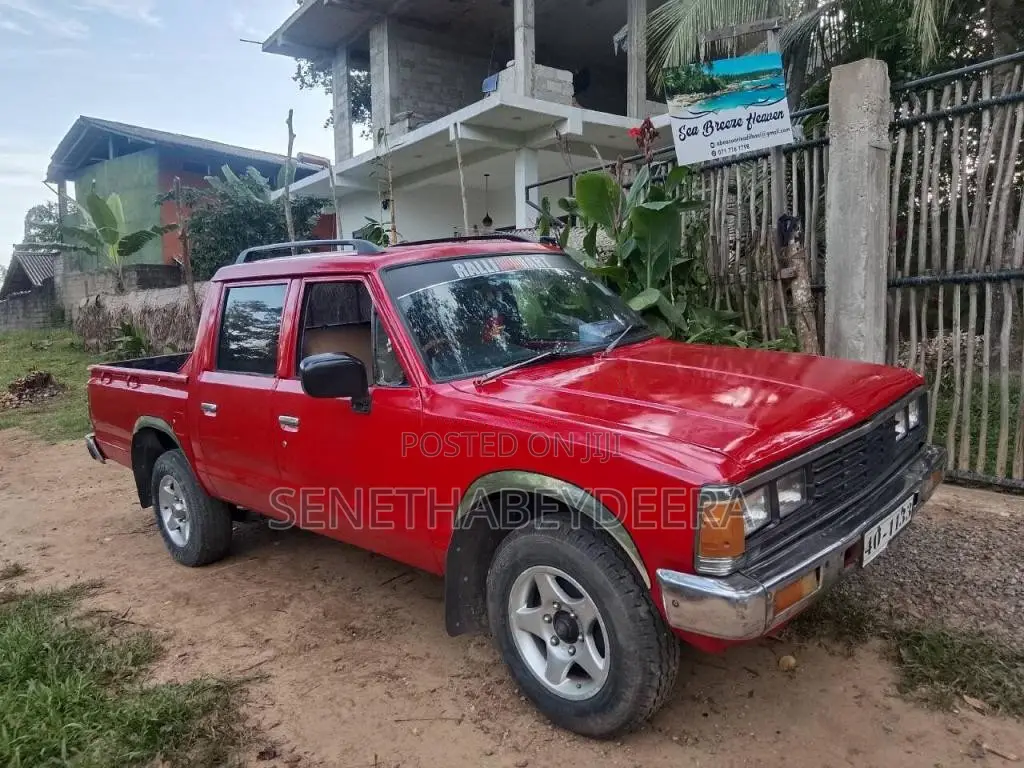 Nissan 720 1984 Pickup (Used)