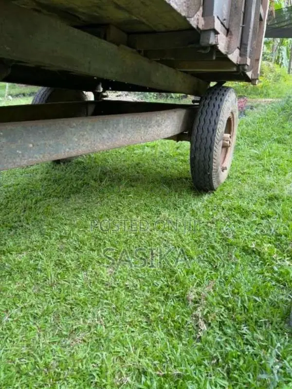 Massey-Ferguson 135 DL 1996 Tractor (Used)