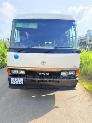 Toyota Coaster 1989 Bus (Used)