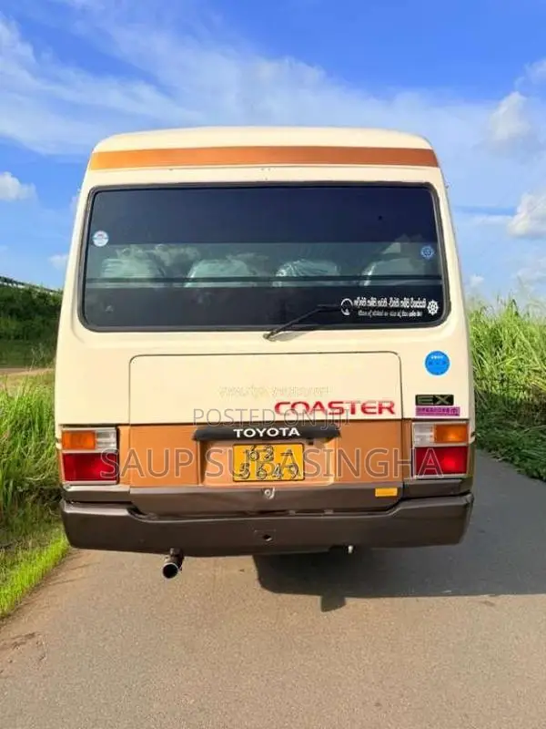 Toyota Coaster 1989 Bus (Used)