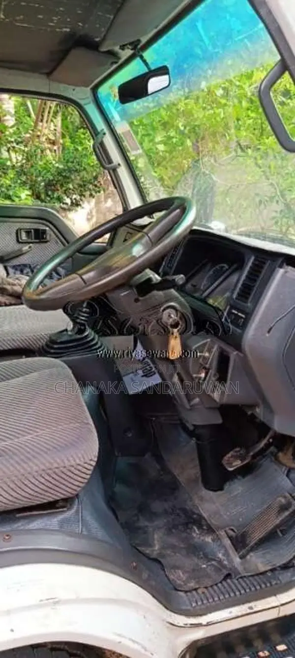 Mazda Titan 1999 Lorry (Used)