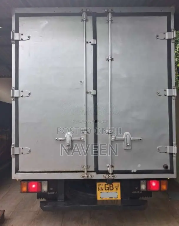 Isuzu ELF NKR 250 1995 Lorry (Used)