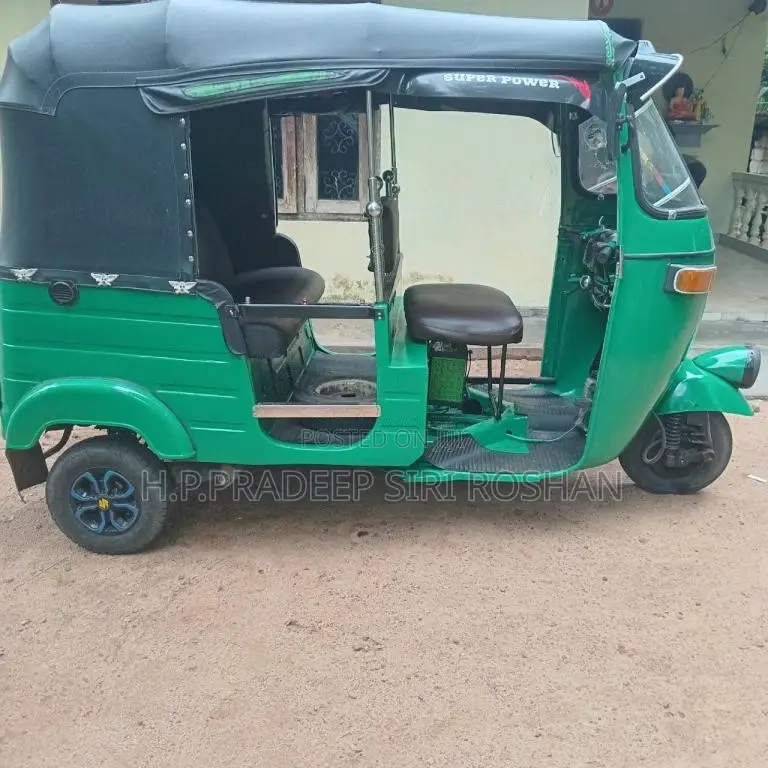 Bajaj 2 Stroke 2006 Three Wheel (Used)
