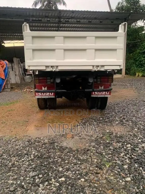 Isuzu Tipper 1999 Lorry (Used)