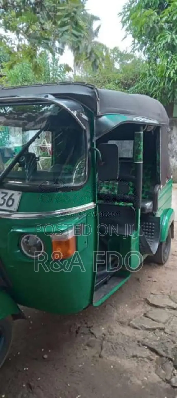 Bajaj RE 4 Stroke 2012 Three Wheel (Used)