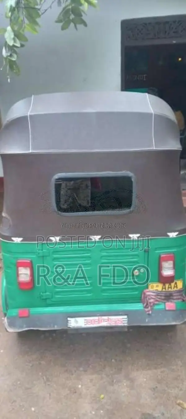 Bajaj RE 4 Stroke 2012 Three Wheel (Used)