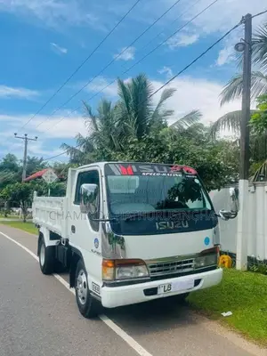Isuzu Tipper 1997 Lorry (Used)