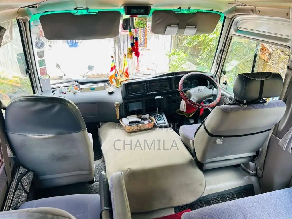 Toyota Coaster 2010 Bus (Used)