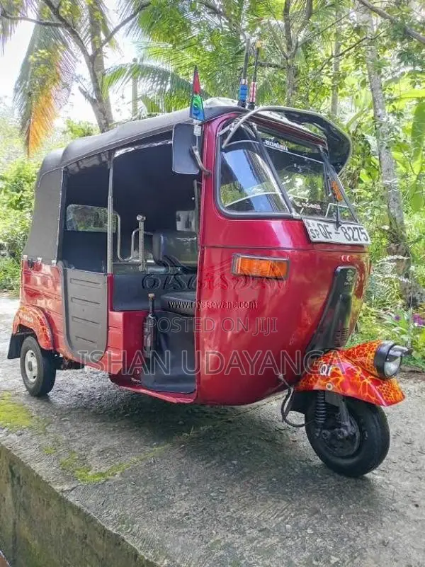 Bajaj 2 Stroke 2006 Three Wheel (Used)