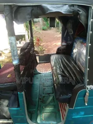Bajaj 2 Stroke 2001 Three Wheel (Used)