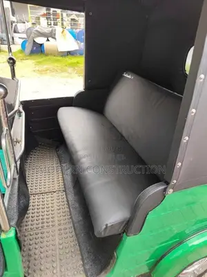 Bajaj RE 205 2012 Three Wheel (Used)