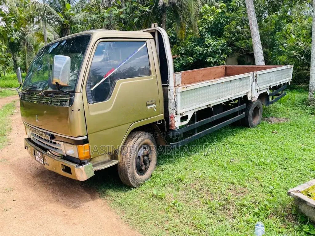 Mitsubishi Canter 16.5 1984 Lorry (Used)