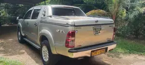 Toyota Hilux Vigo Champ 2015 Pickup (Used)