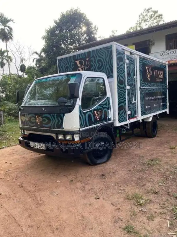 Mitsubishi Canter 2006 Lorry (Used)