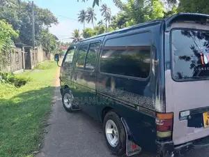 Isuzu Fargo 1985 Van (Used)