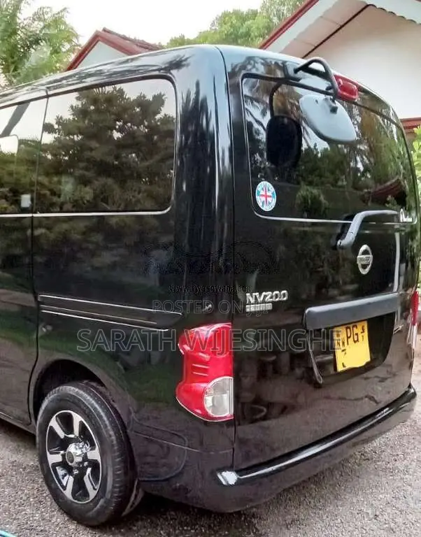 Nissan NV200 2013 Van (Used)