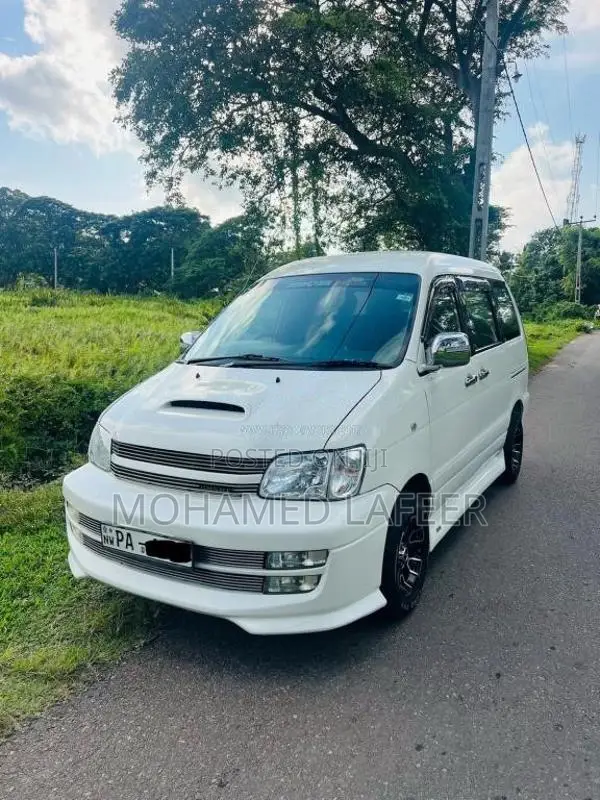 Toyota Townace Noah Kr42 2001 Van (Used)