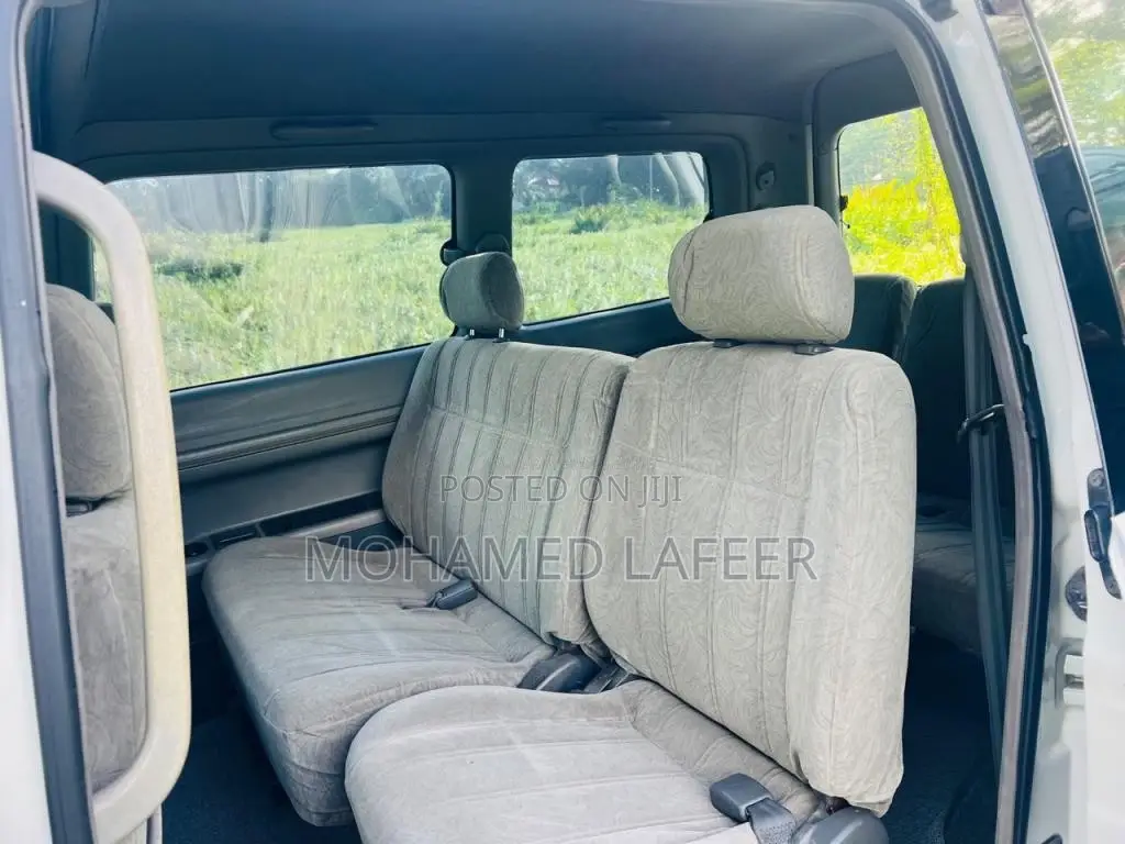 Toyota Townace Noah Kr42 2001 Van (Used)